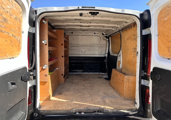 Renault Trafic cena 35000 przebieg: 170000, rok produkcji 2015 z Wągrowiec małe 232